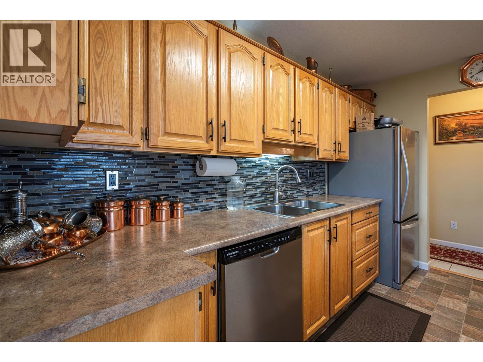 Picture for Unit #308, 945 Lawrence  Avenue