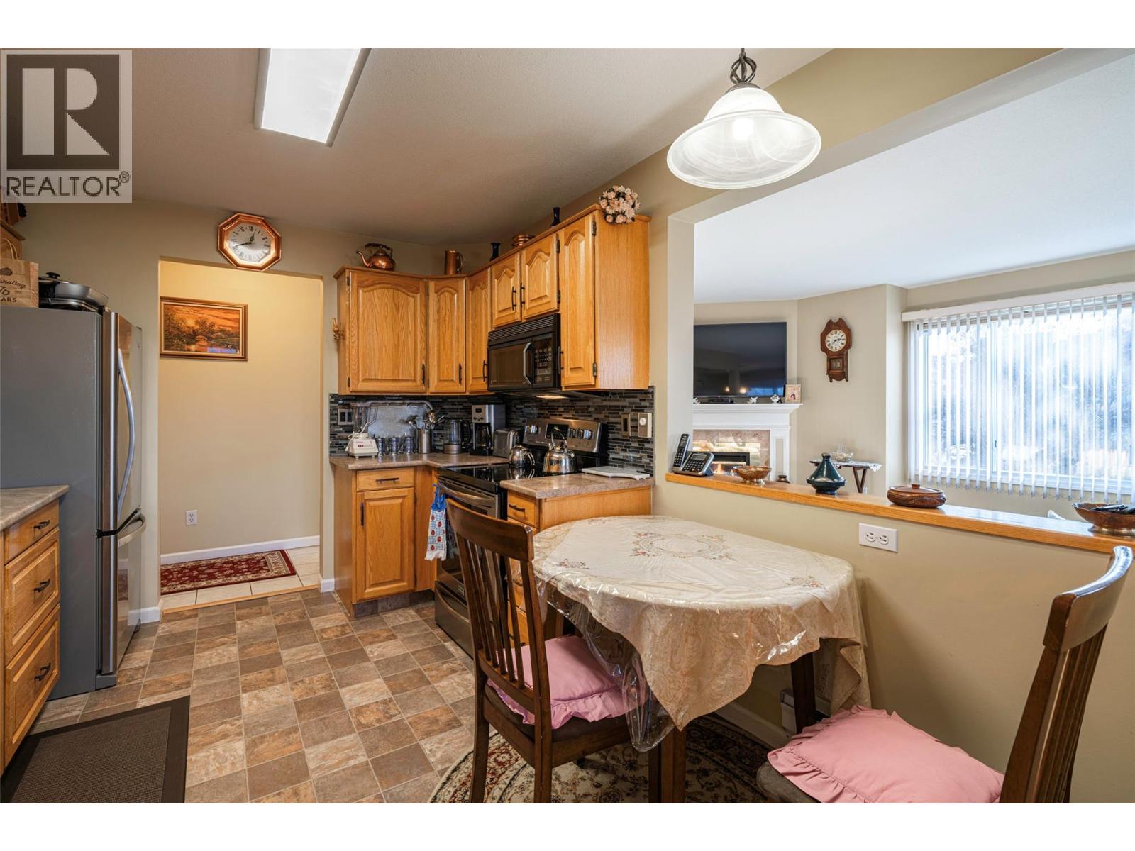 Picture for Unit #308, 945 Lawrence  Avenue