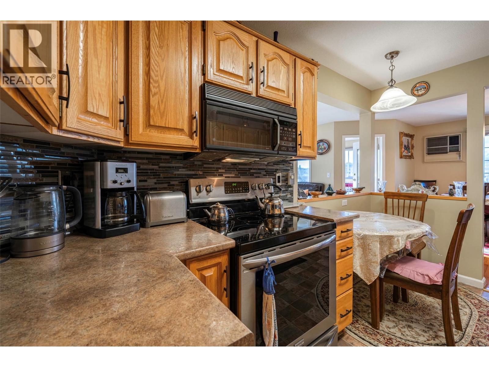 Picture for Unit #308, 945 Lawrence  Avenue