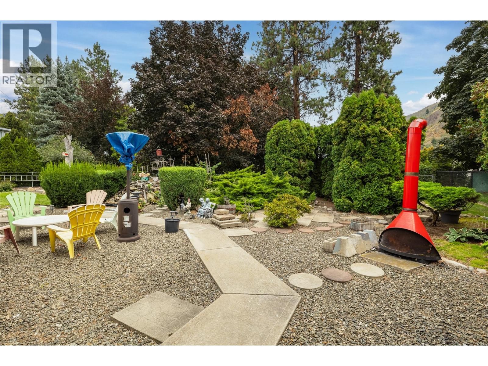 Picture for 2783 Capri  Road https://www.cirrealty.ca/reb/bc/7/10365657_10.jpg
