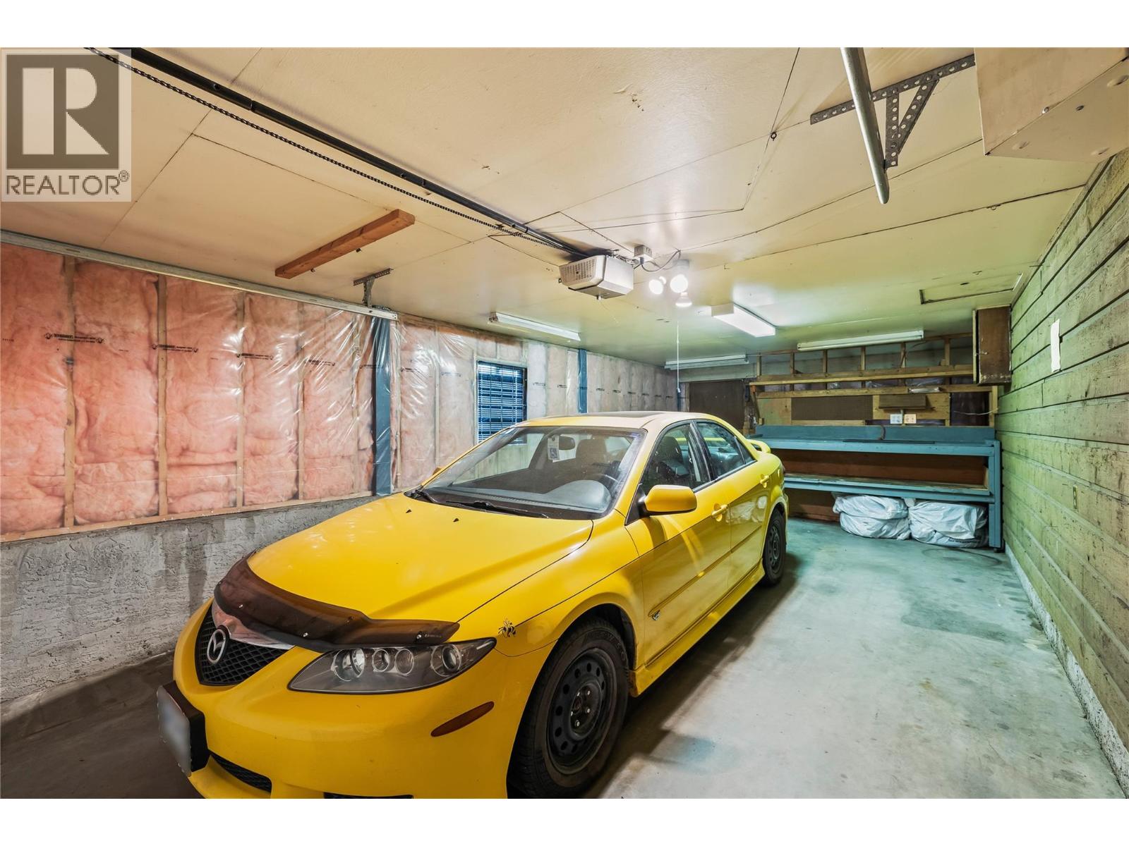 Picture for 2783 Capri  Road https://www.cirrealty.ca/reb/bc/7/10365657_37.jpg