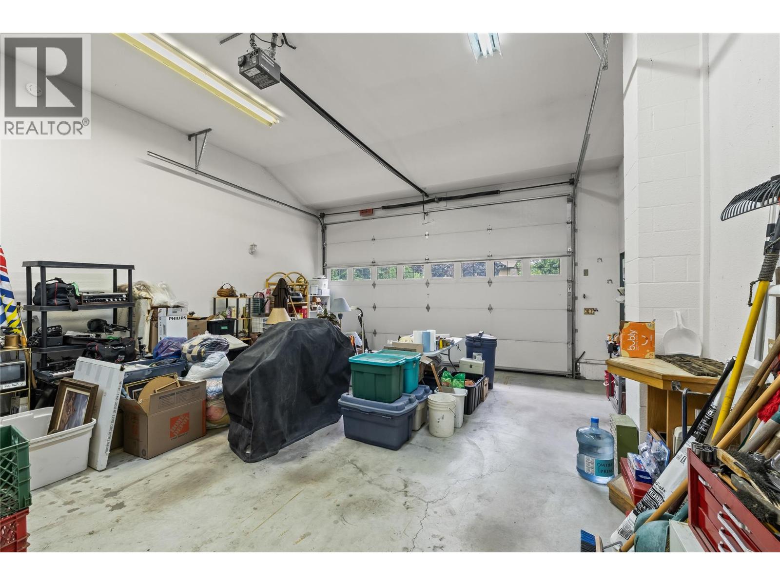 Picture for 2783 Capri  Road https://www.cirrealty.ca/reb/bc/7/10365657_39.jpg