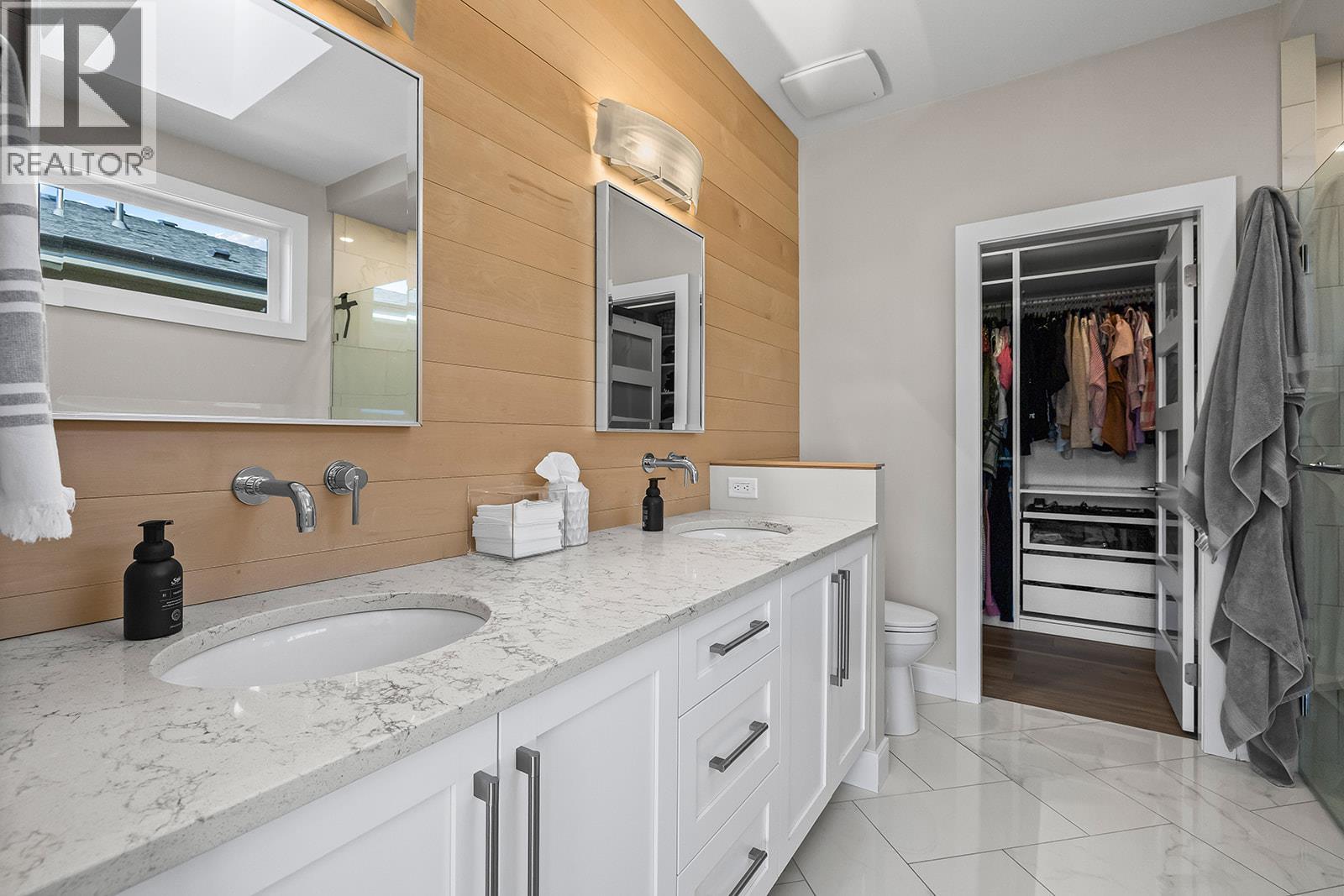 Picture for 123 Split Pine  Court https://www.cirrealty.ca/reb/bc/7/10365747_29.jpg