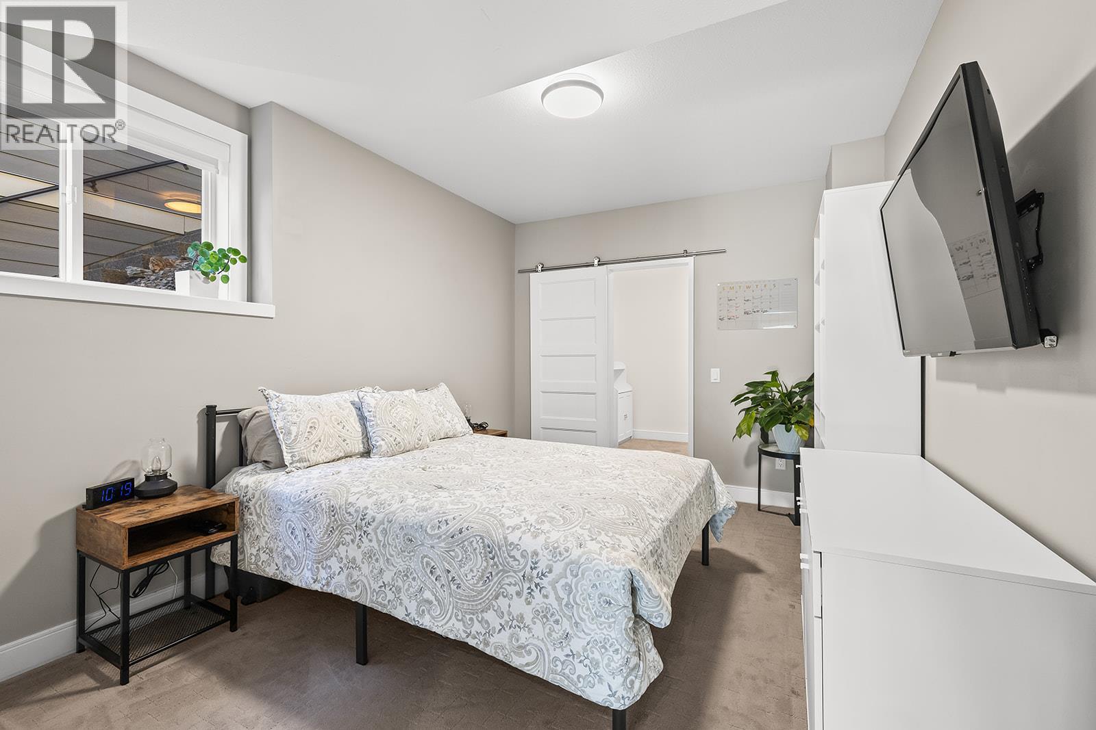 Picture for 123 Split Pine  Court https://www.cirrealty.ca/reb/bc/7/10365747_55.jpg