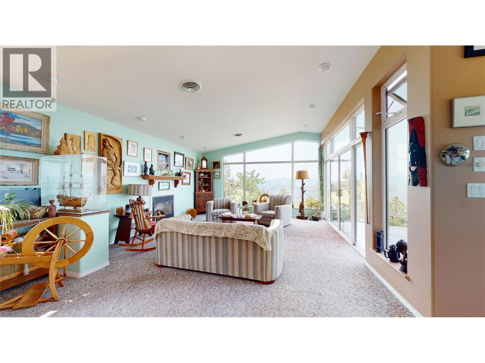 Picture for 1200 HWY 3  https://www.cirrealty.ca/reb/bc/7/10365937_12.jpg