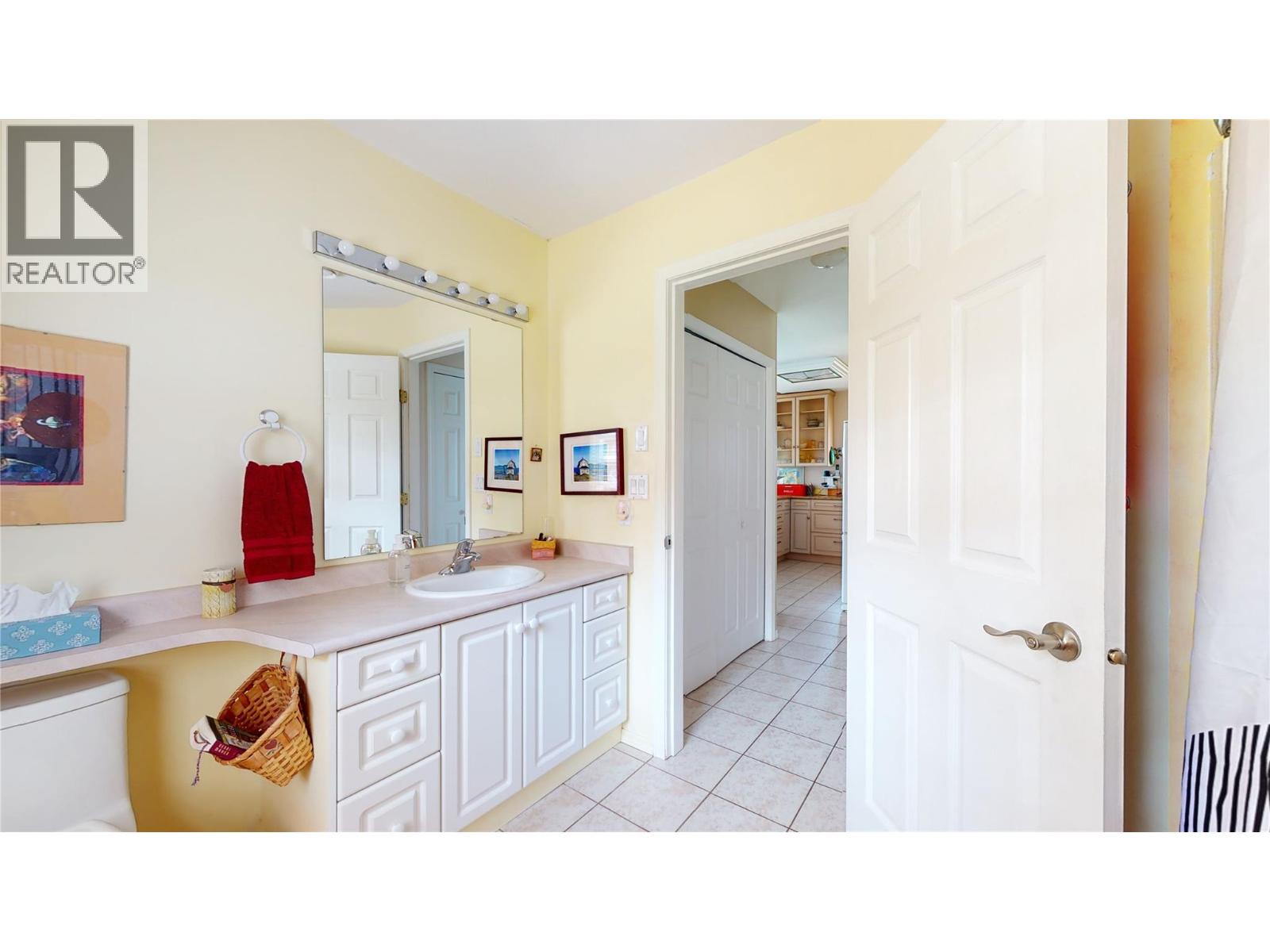 Picture for 1200 HWY 3  https://www.cirrealty.ca/reb/bc/7/10365937_17.jpg