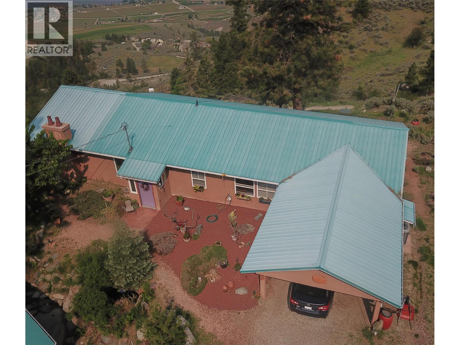 Picture for 1200 HWY 3  https://www.cirrealty.ca/reb/bc/7/10365937_29.jpg