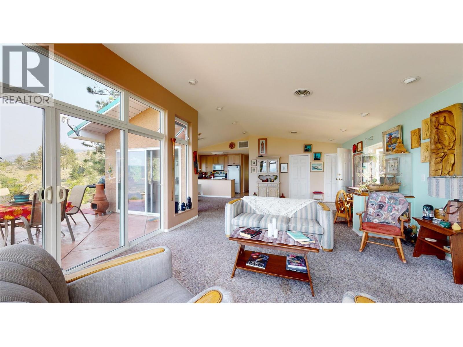 Picture for 1200 HWY 3  https://www.cirrealty.ca/reb/bc/7/10365937_7.jpg