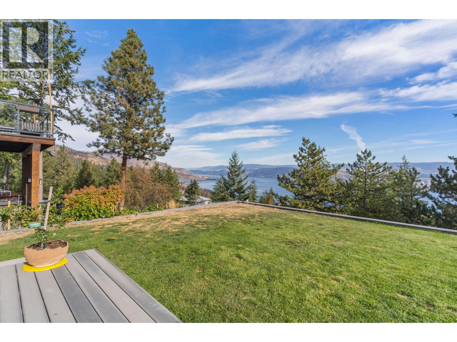 Picture for 1632 Griffiths  Place https://www.cirrealty.ca/reb/bc/7/10366037_11.jpg