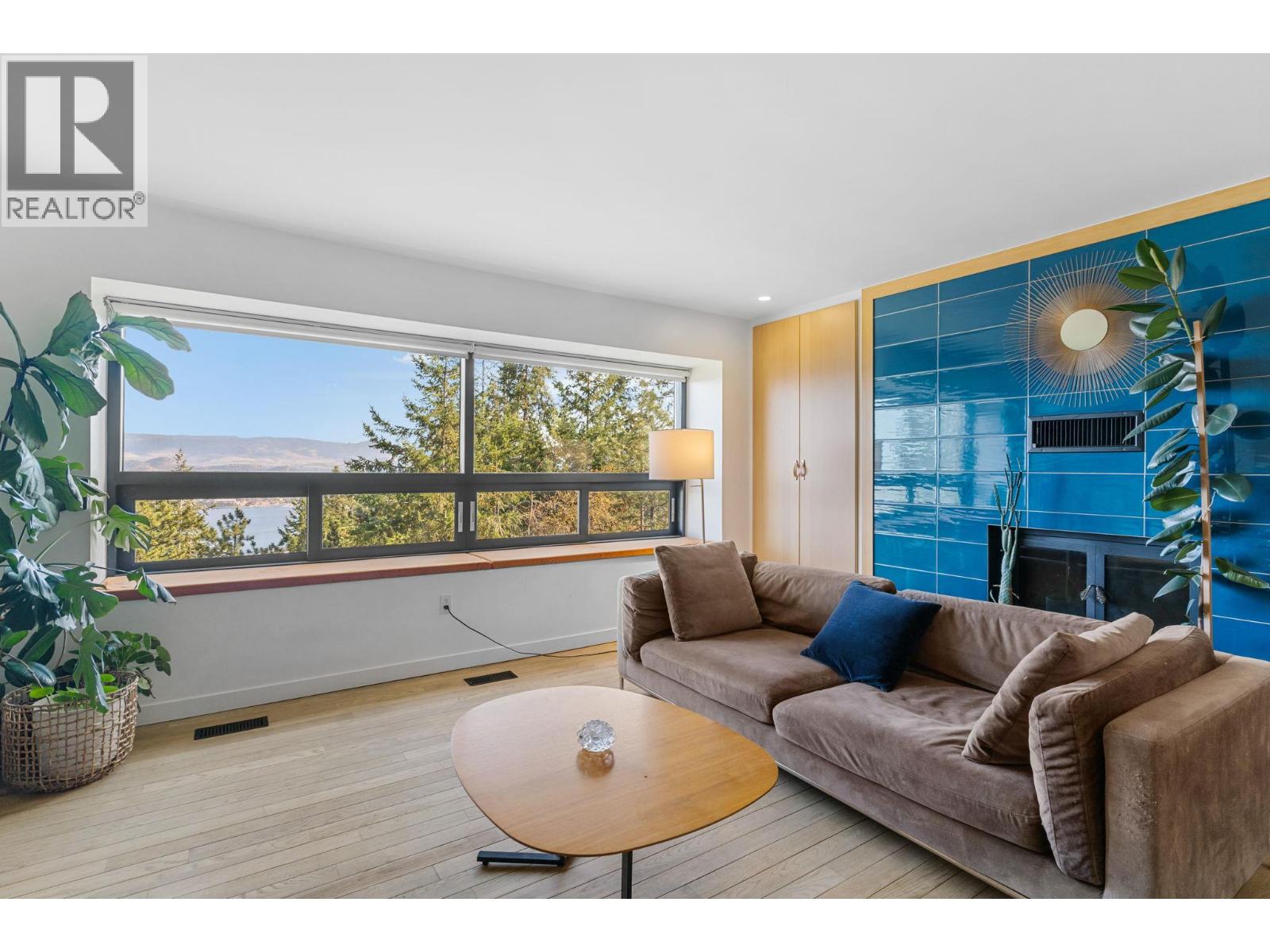 Picture for 1632 Griffiths  Place https://www.cirrealty.ca/reb/bc/7/10366037_13.jpg