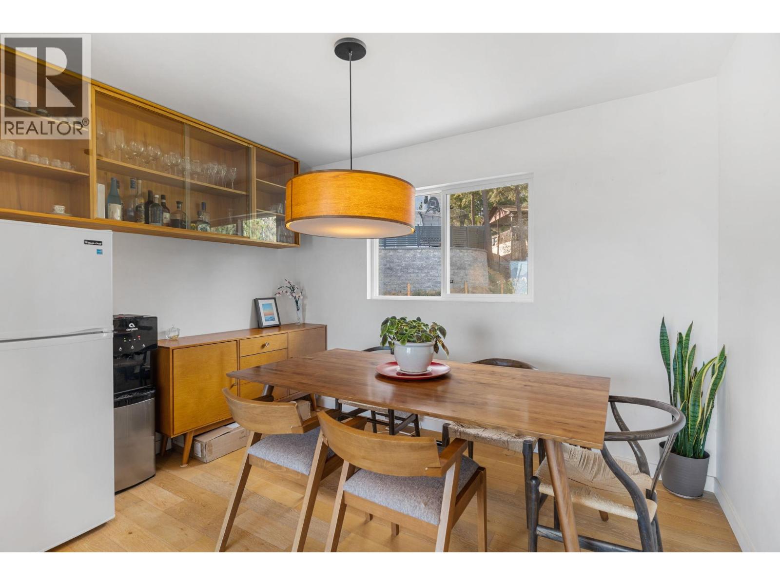 Picture for 1632 Griffiths  Place https://www.cirrealty.ca/reb/bc/7/10366037_17.jpg