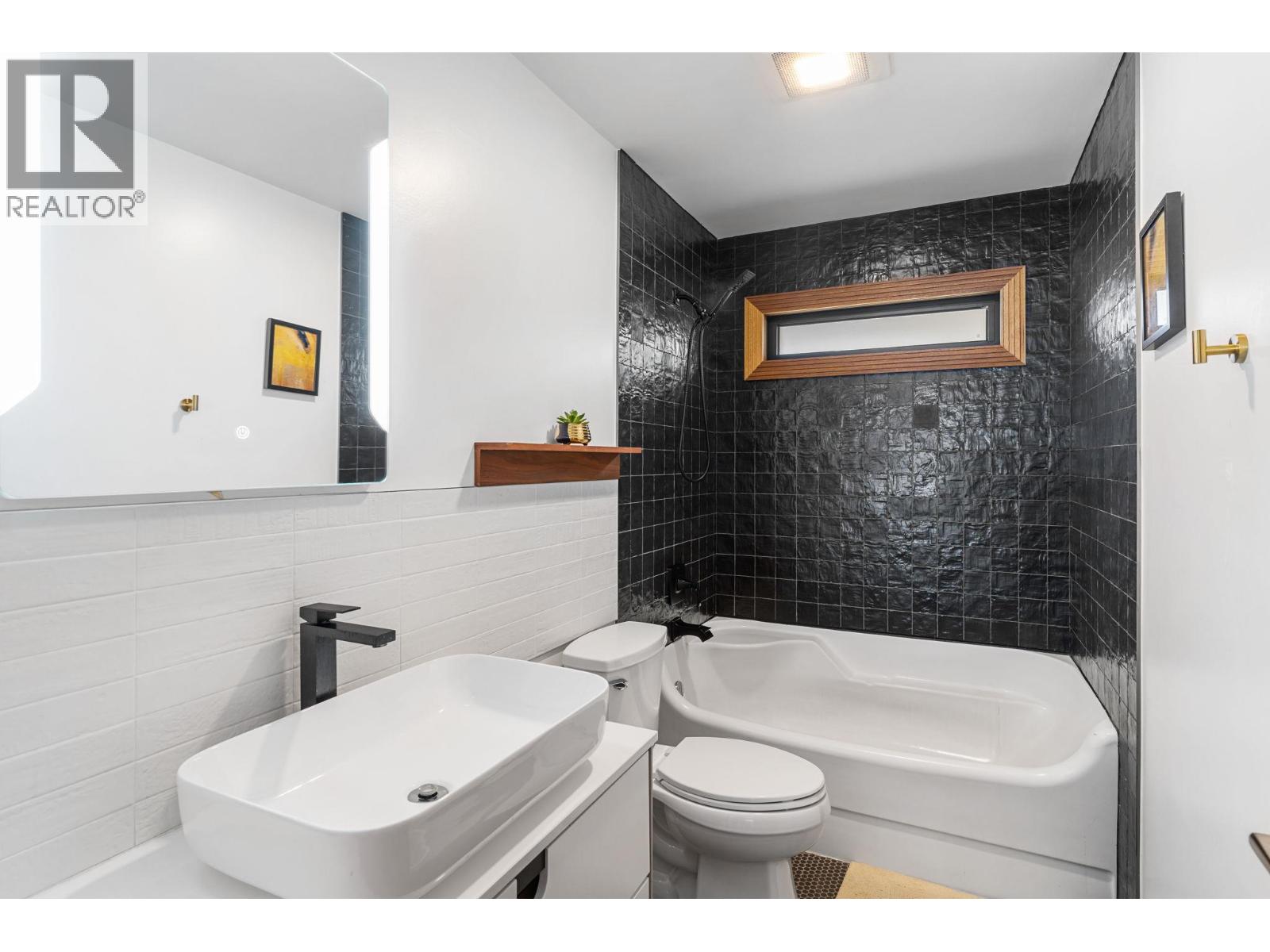 Picture for 1632 Griffiths  Place https://www.cirrealty.ca/reb/bc/7/10366037_22.jpg