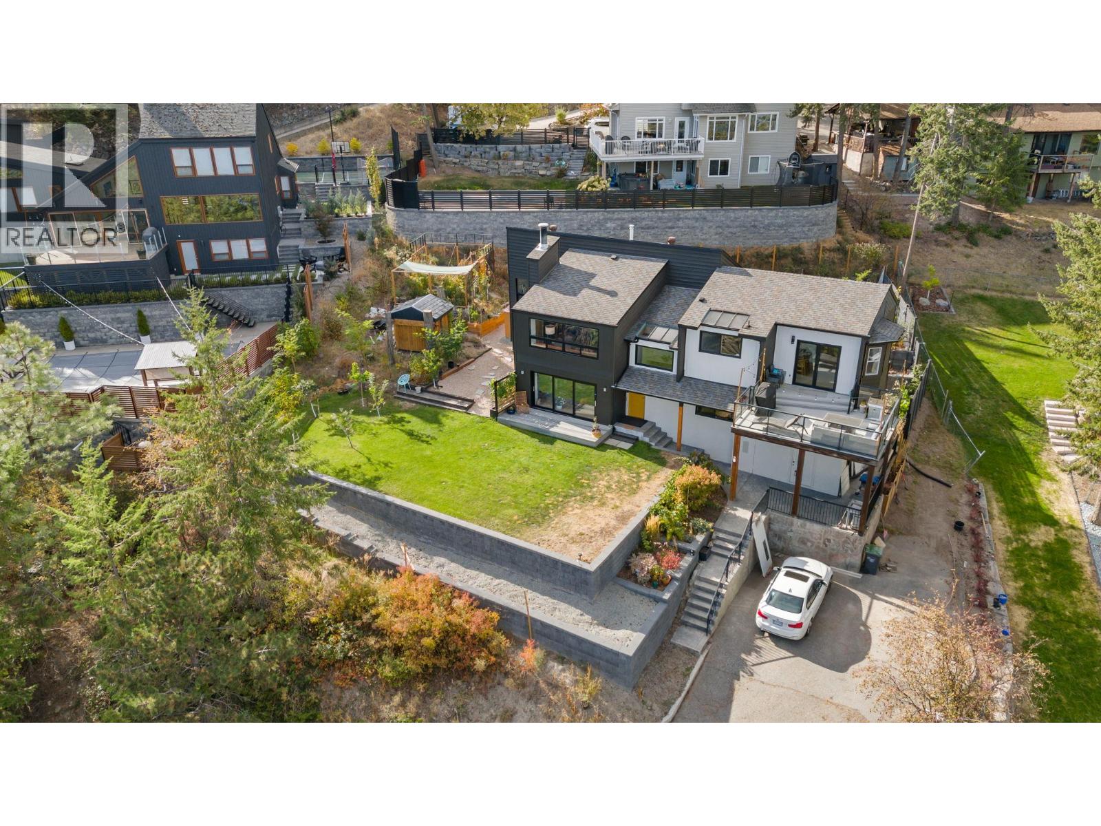 Picture for 1632 Griffiths  Place https://www.cirrealty.ca/reb/bc/7/10366037_23.jpg