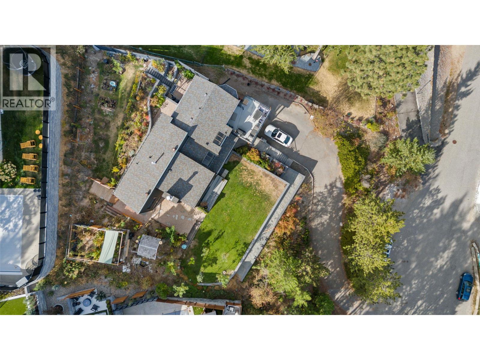 Picture for 1632 Griffiths  Place https://www.cirrealty.ca/reb/bc/7/10366037_24.jpg