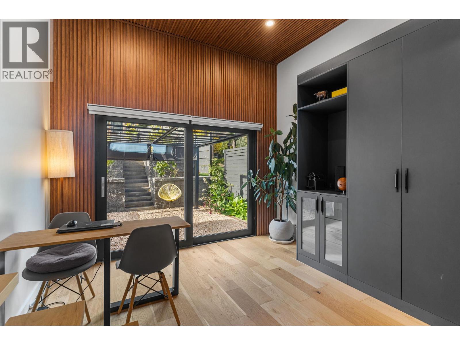 Picture for 1632 Griffiths  Place https://www.cirrealty.ca/reb/bc/7/10366037_8.jpg
