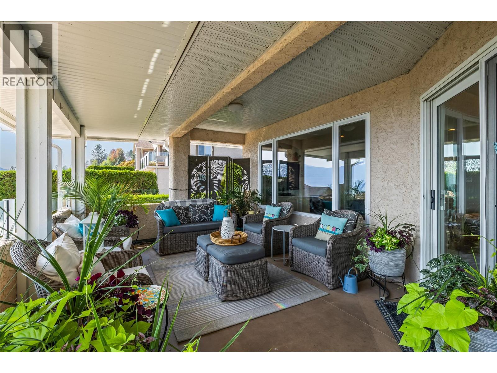 Picture for 1546 Golden View  Drive https://www.cirrealty.ca/reb/bc/7/10366317_18.jpg