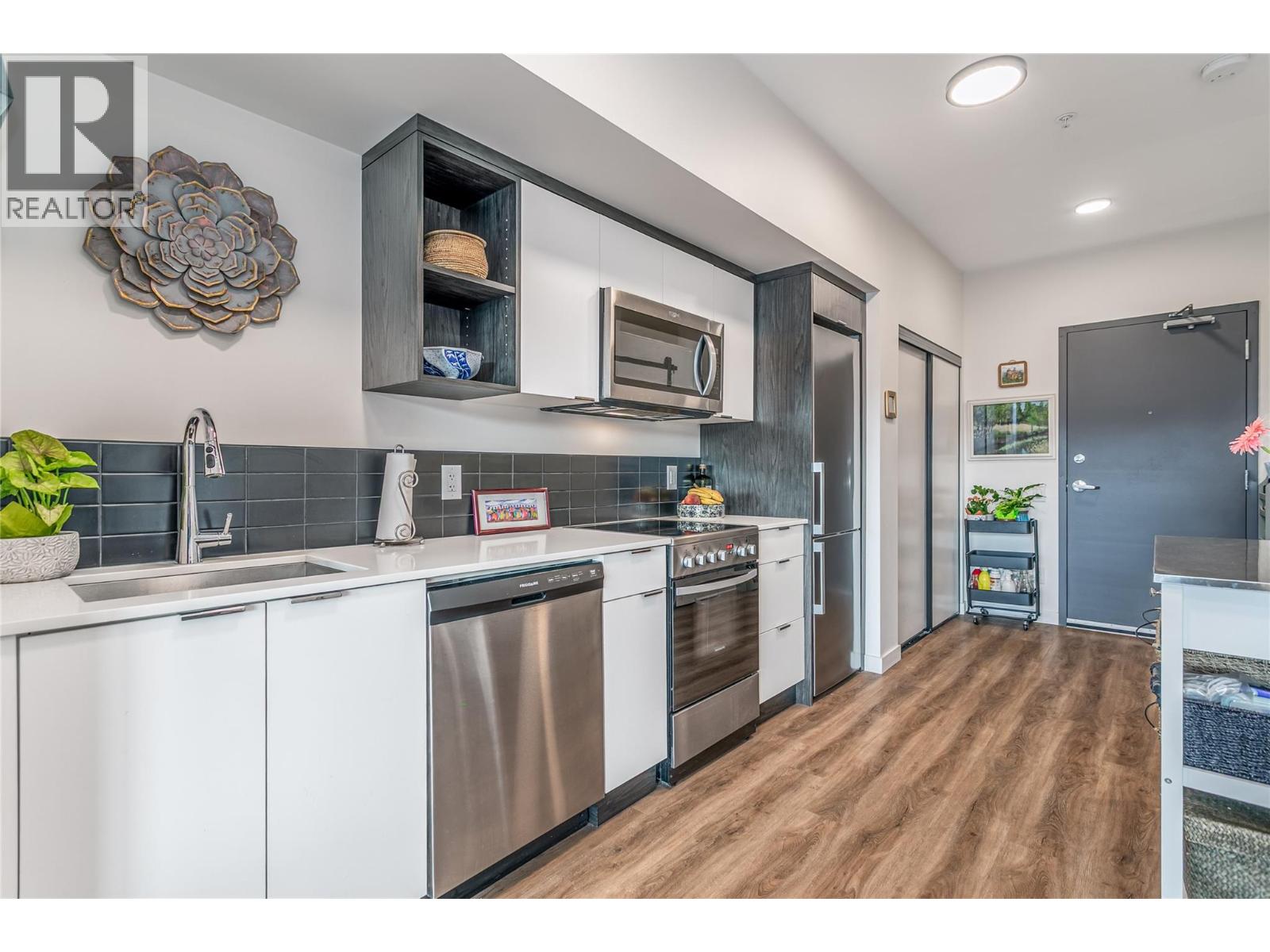 Picture for Unit #411, 615 Rutland  RoadN