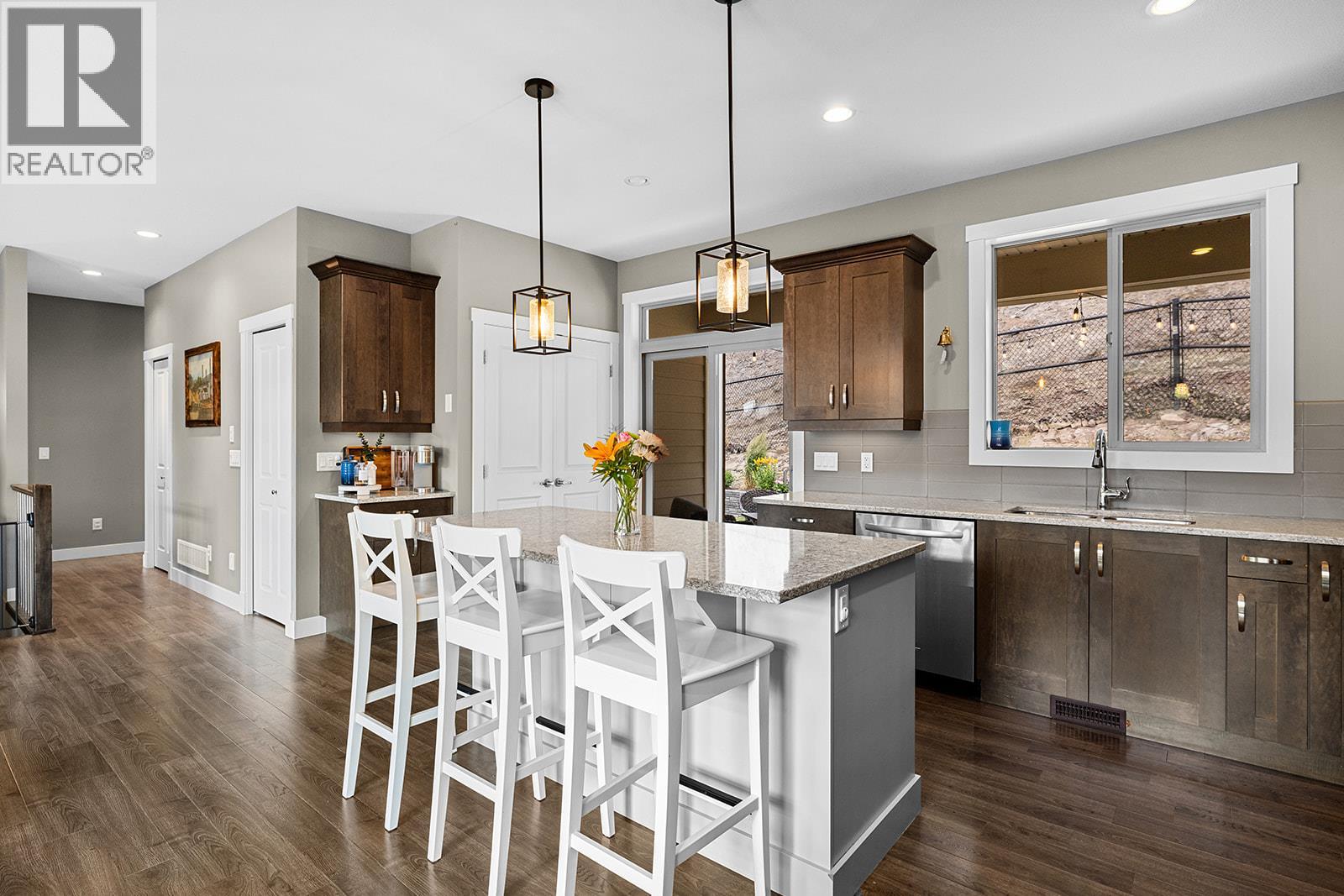 Picture for 190 Wilden Ridge  Drive https://www.cirrealty.ca/reb/bc/7/10366487_29.jpg