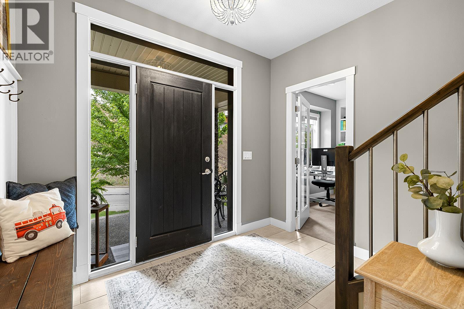 Picture for 190 Wilden Ridge  Drive https://www.cirrealty.ca/reb/bc/7/10366487_46.jpg