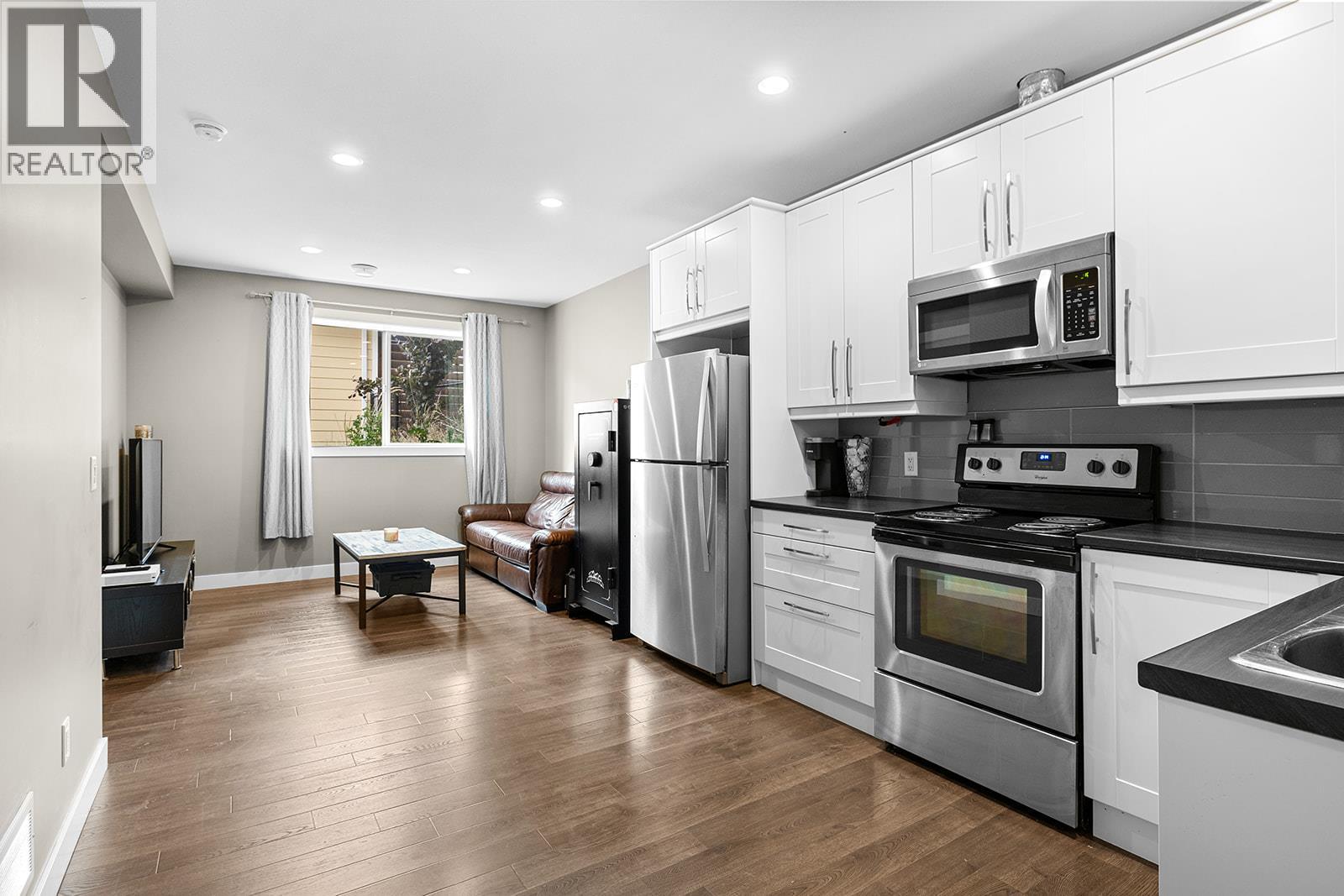 Picture for 190 Wilden Ridge  Drive https://www.cirrealty.ca/reb/bc/7/10366487_49.jpg