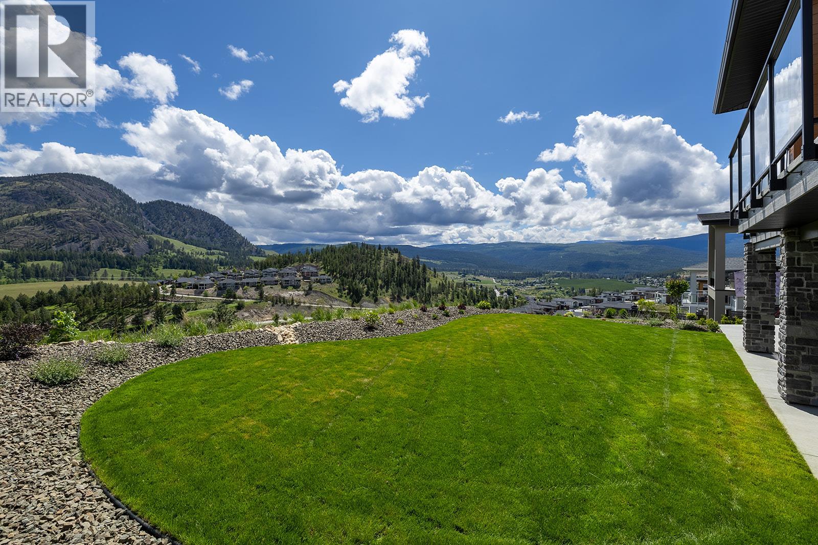 Picture for 771 Carnoustie  Drive https://www.cirrealty.ca/reb/bc/7/10366527_35.jpg