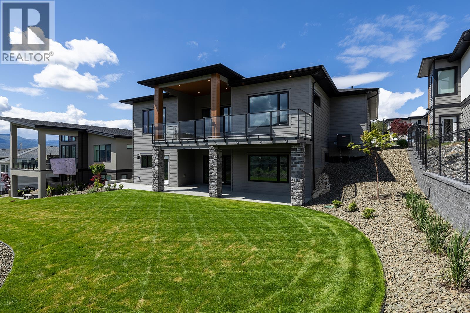 Picture for 771 Carnoustie  Drive https://www.cirrealty.ca/reb/bc/7/10366527_36.jpg