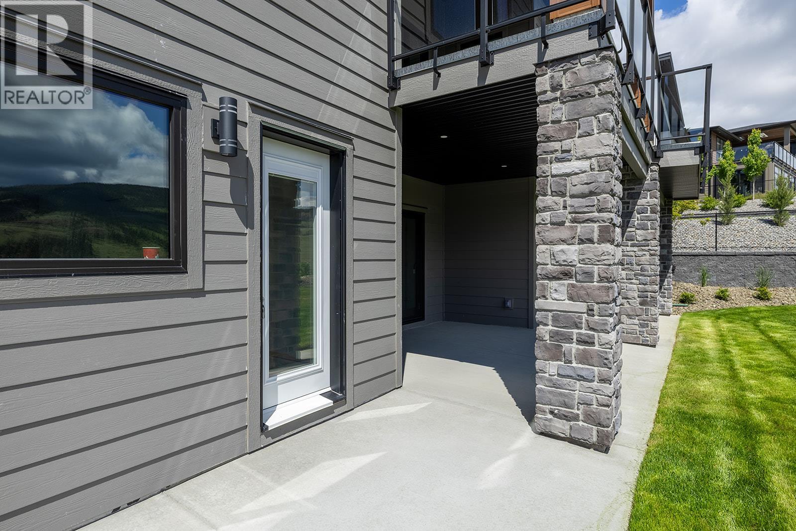Picture for 771 Carnoustie  Drive https://www.cirrealty.ca/reb/bc/7/10366527_39.jpg