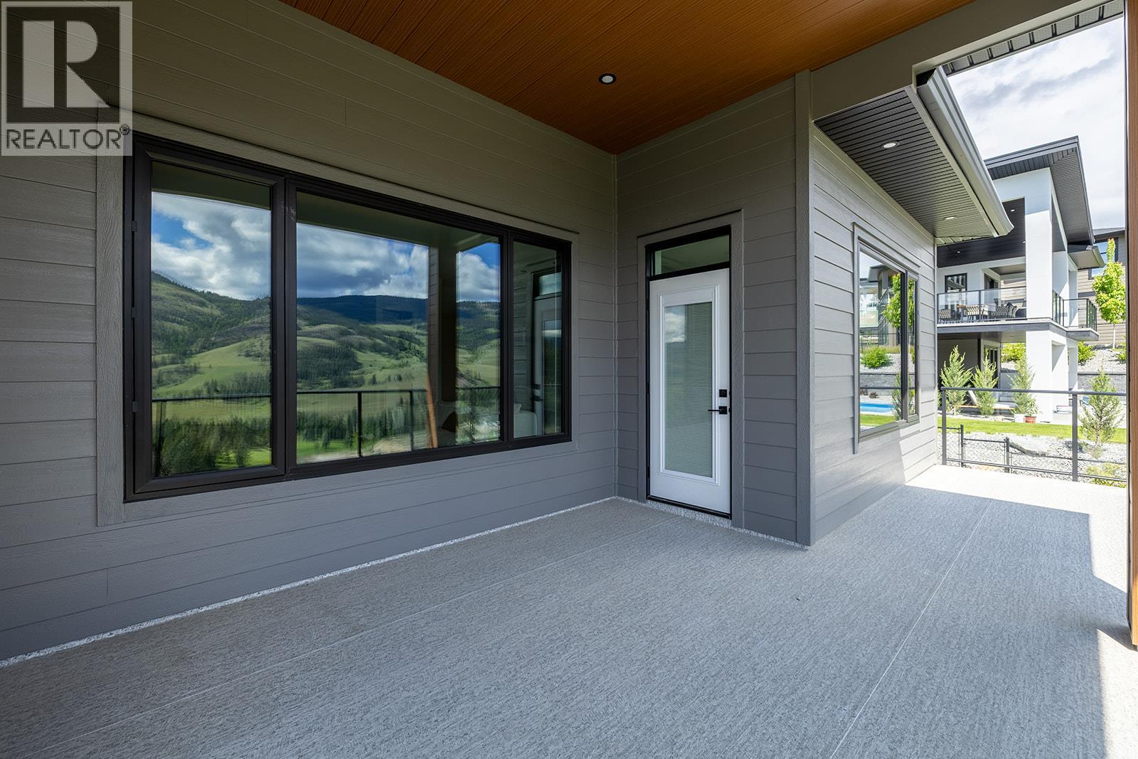 Picture for 771 Carnoustie  Drive https://www.cirrealty.ca/reb/bc/7/10366527_42.jpg