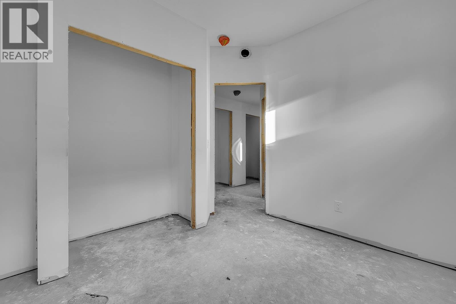 Picture for 771 Carnoustie  Drive https://www.cirrealty.ca/reb/bc/7/10366527_57.jpg