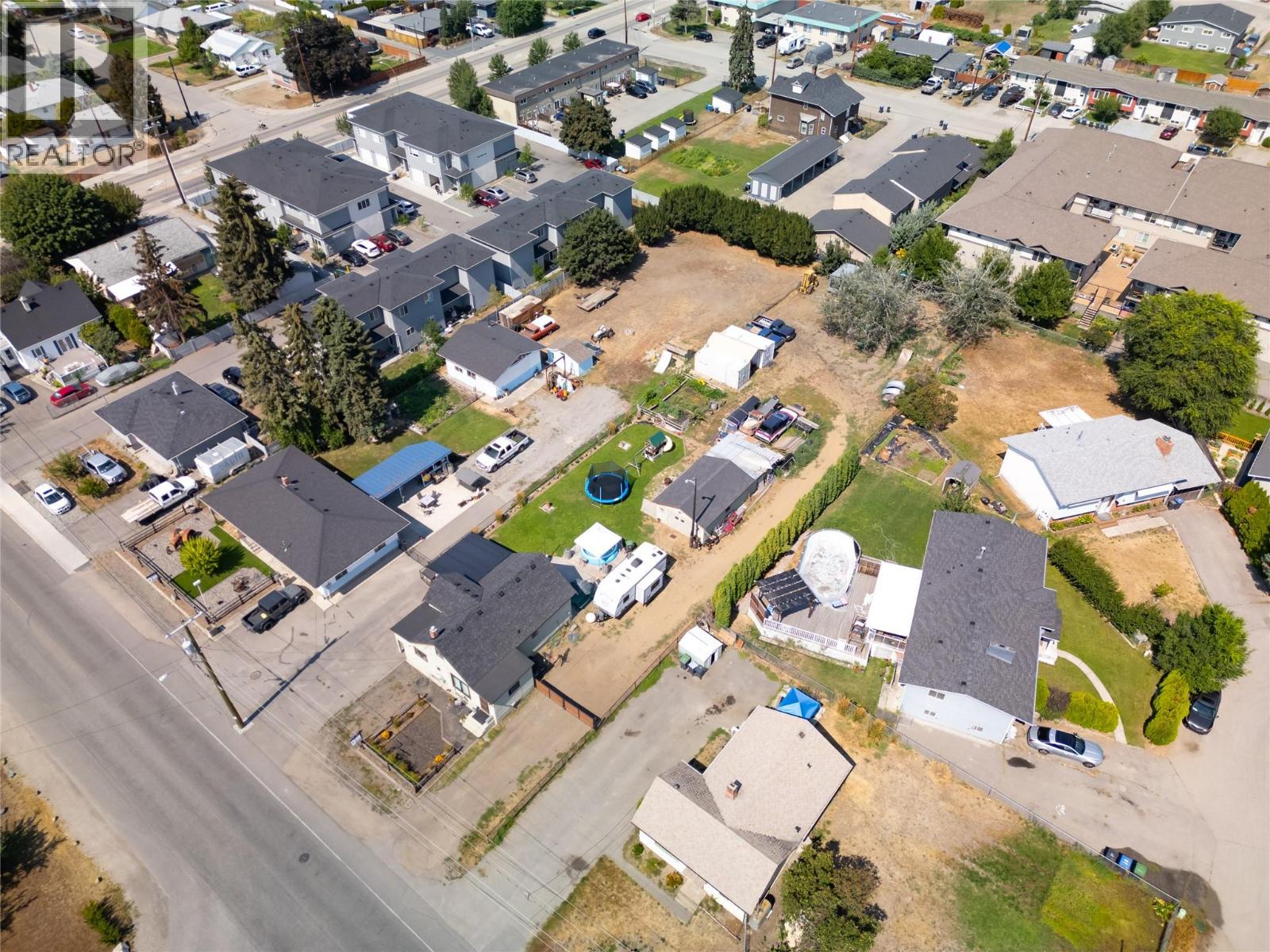 Picture for 170 Mugford  Road https://www.cirrealty.ca/reb/bc/7/10366547_15.jpg