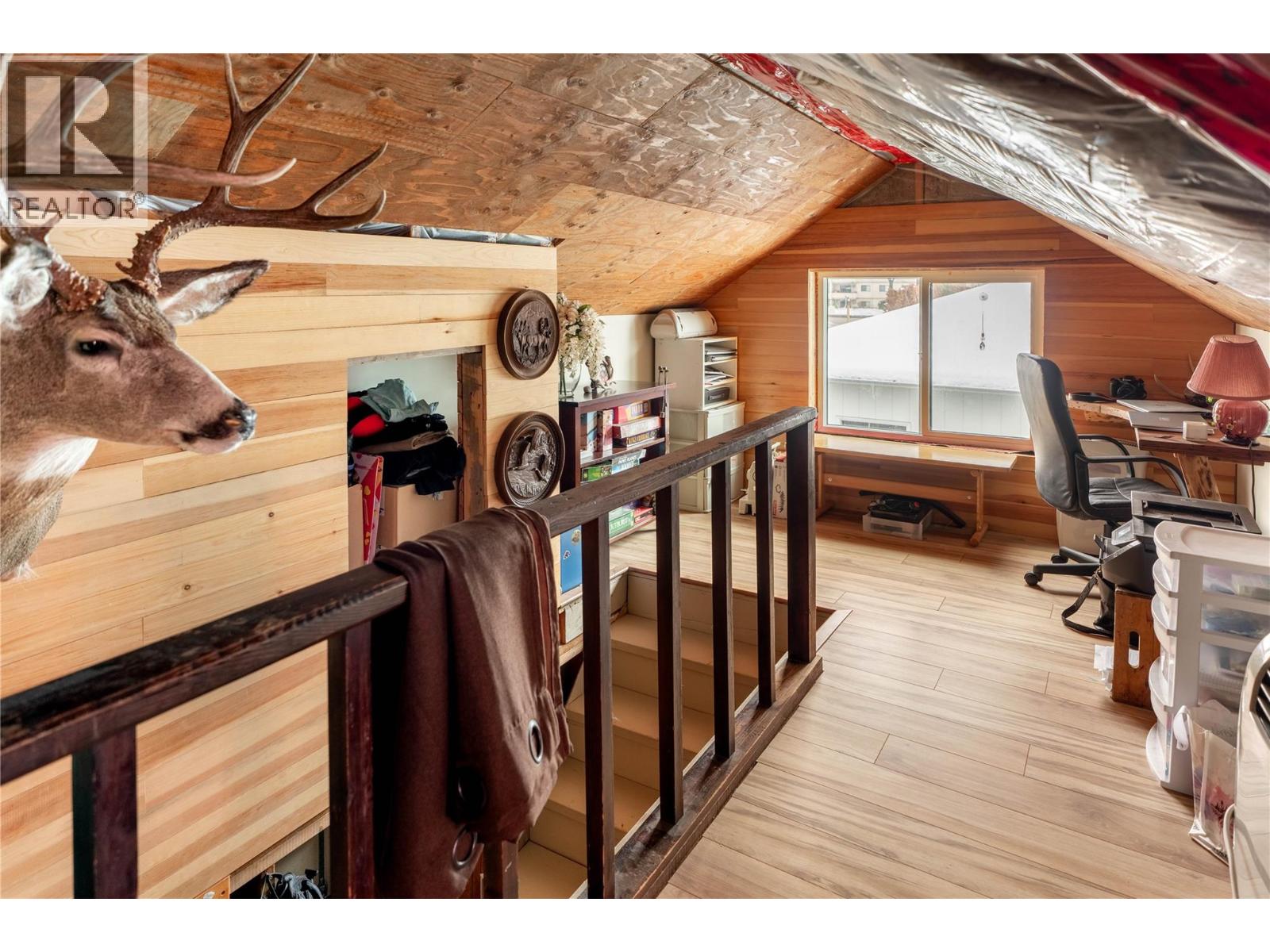 Picture for 170 Mugford  Road https://www.cirrealty.ca/reb/bc/7/10366547_9.jpg