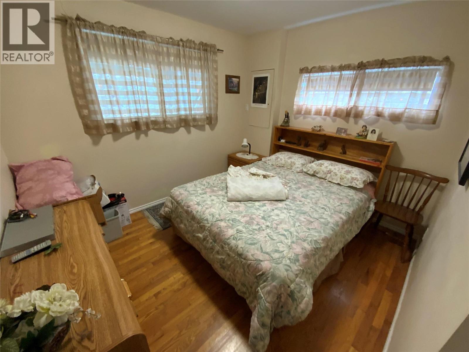 Picture for 449 Conklin  Avenue https://www.cirrealty.ca/reb/bc/7/10366587_17.jpg