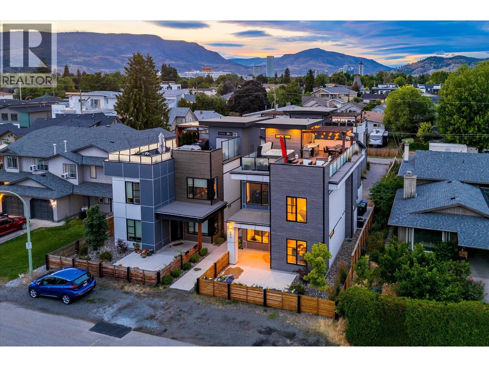 Picture for 796 Wardlaw  Avenue https://www.cirrealty.ca/reb/bc/7/10366597_15.jpg