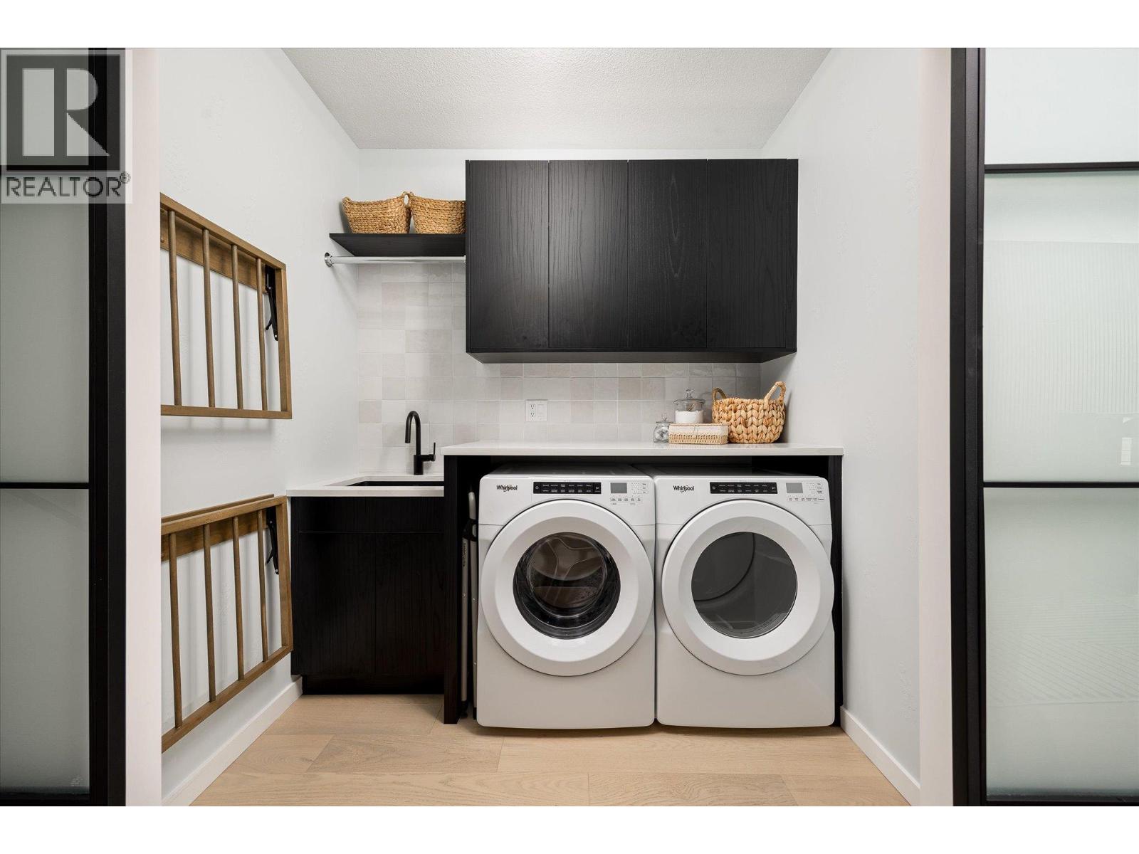 Picture for 796 Wardlaw  Avenue https://www.cirrealty.ca/reb/bc/7/10366597_43.jpg