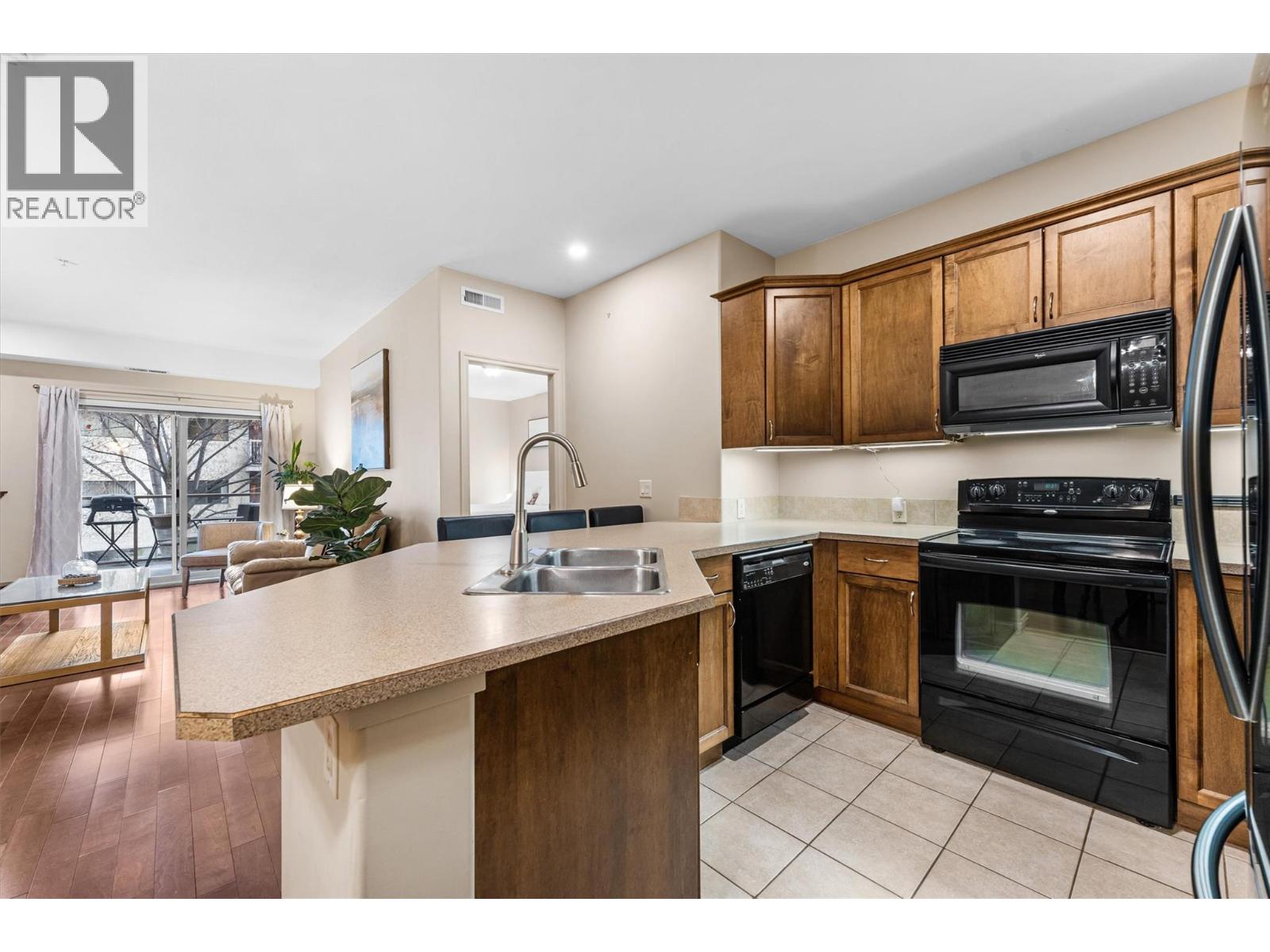 Picture for Unit #206, 1007 Harvey  Avenue