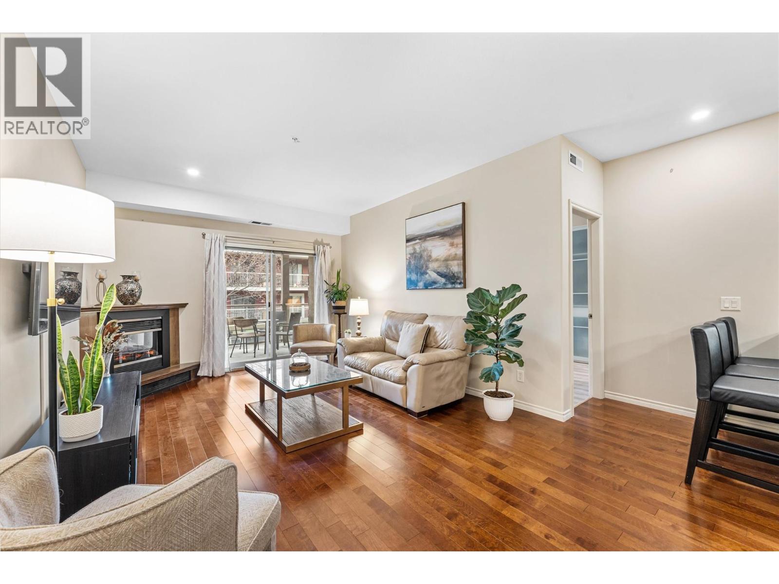 Picture for Unit #206, 1007 Harvey  Avenue https://www.cirrealty.ca/reb/bc/7/10366687_8.jpg