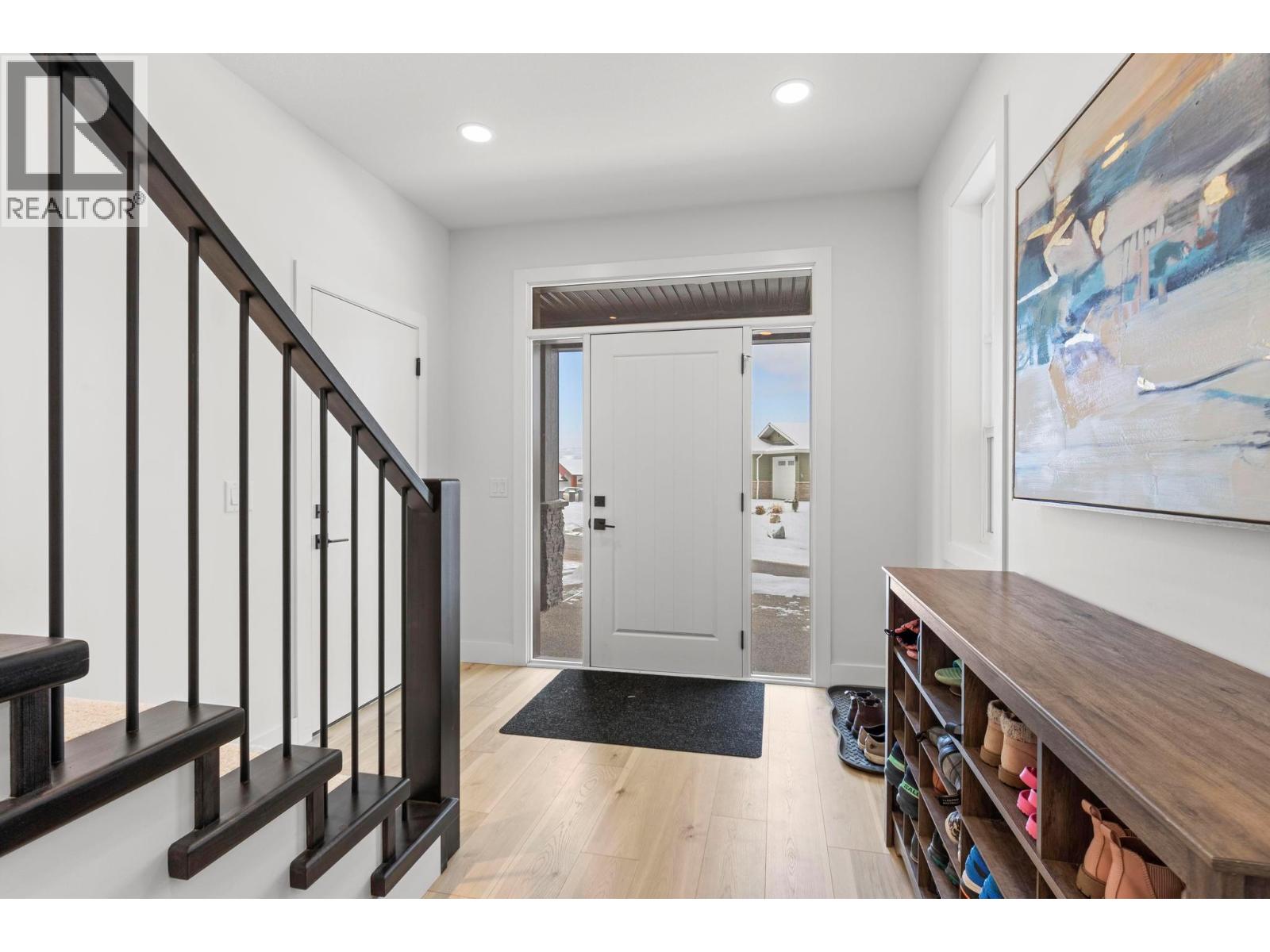 Picture for 2209 Lavetta  Drive https://www.cirrealty.ca/reb/bc/7/10366707_24.jpg