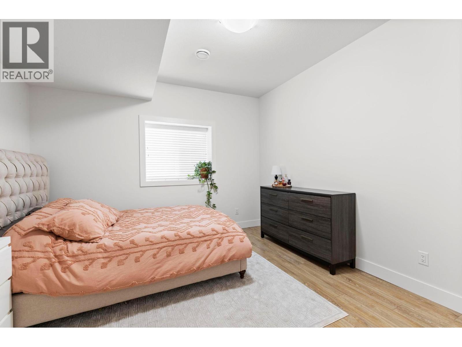 Picture for 2209 Lavetta  Drive https://www.cirrealty.ca/reb/bc/7/10366707_29.jpg