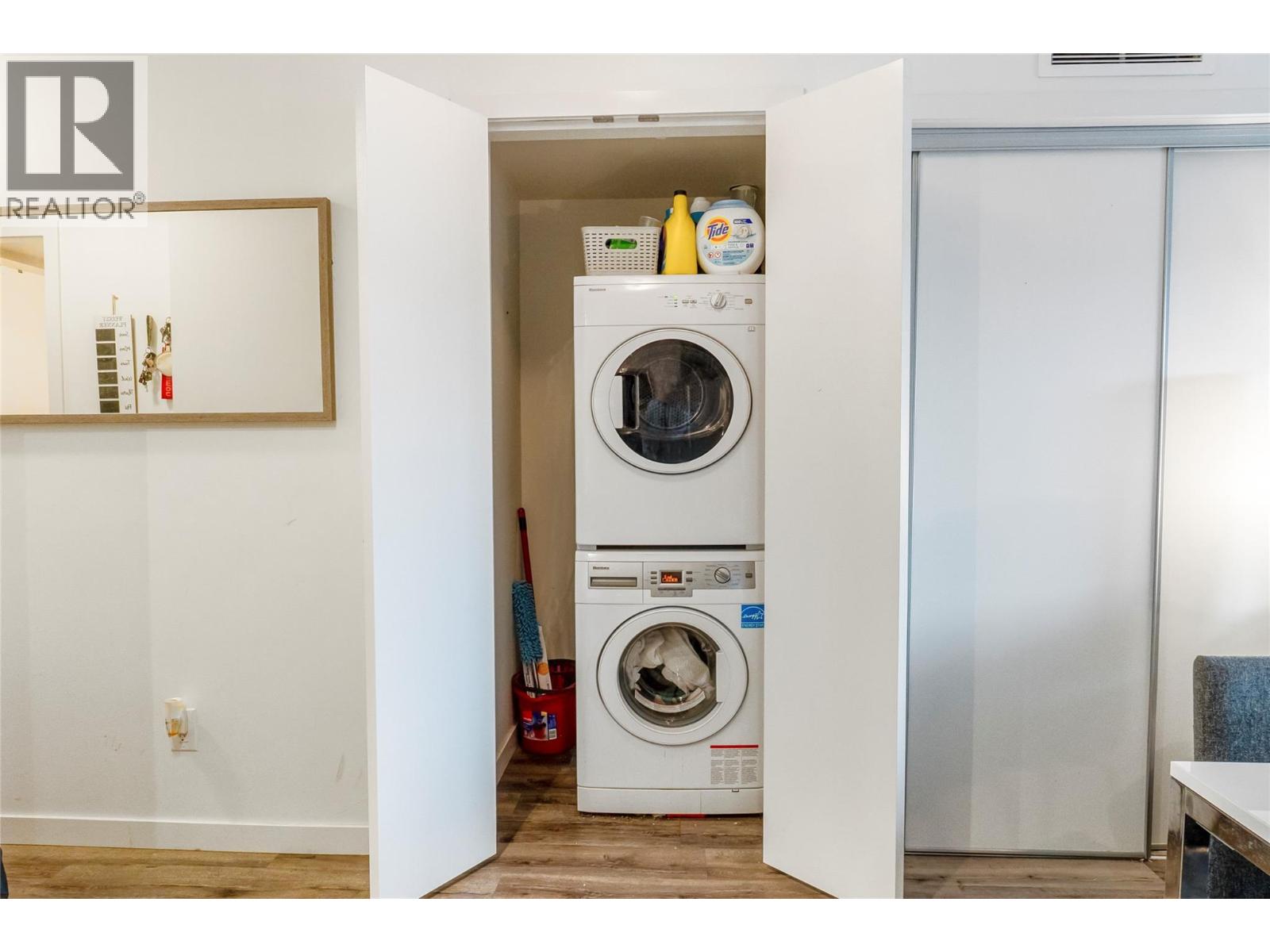 Picture for Unit #121, 655 Academy  Way https://www.cirrealty.ca/reb/bc/7/10366757_14.jpg