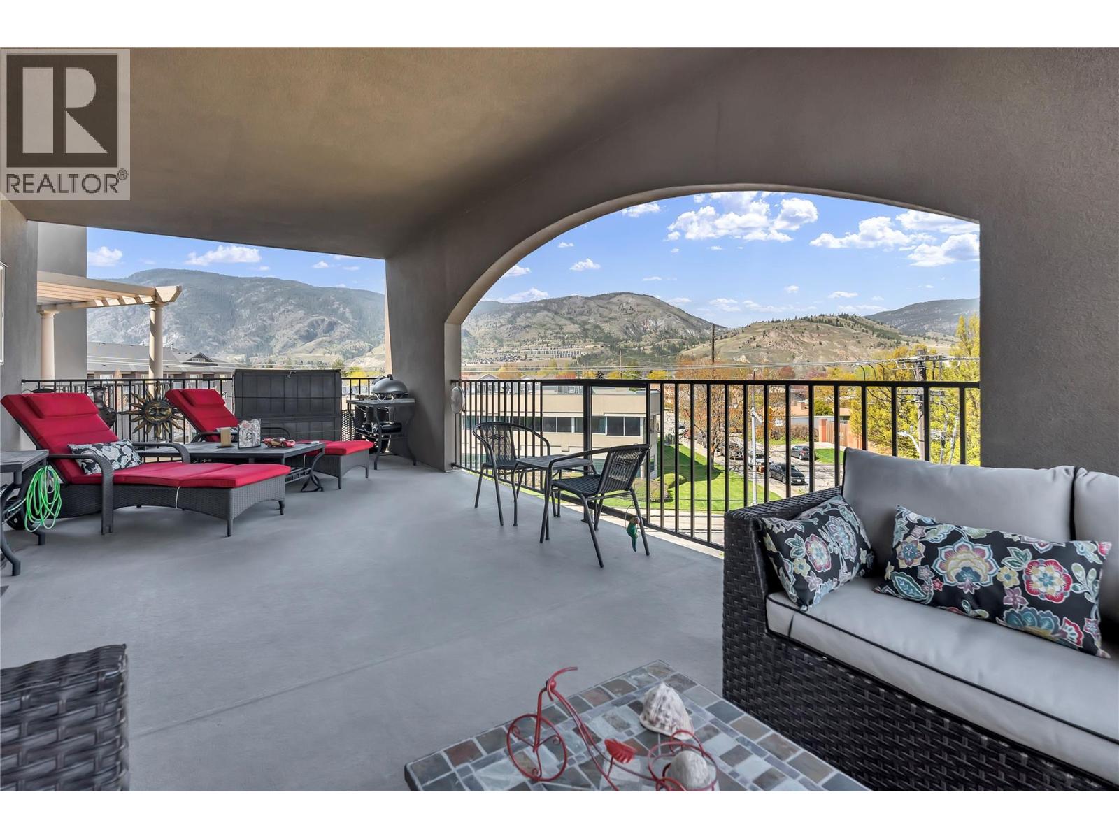 Picture for Unit #302, 250 Waterford  Avenue https://www.cirrealty.ca/reb/bc/7/10366957_14.jpg