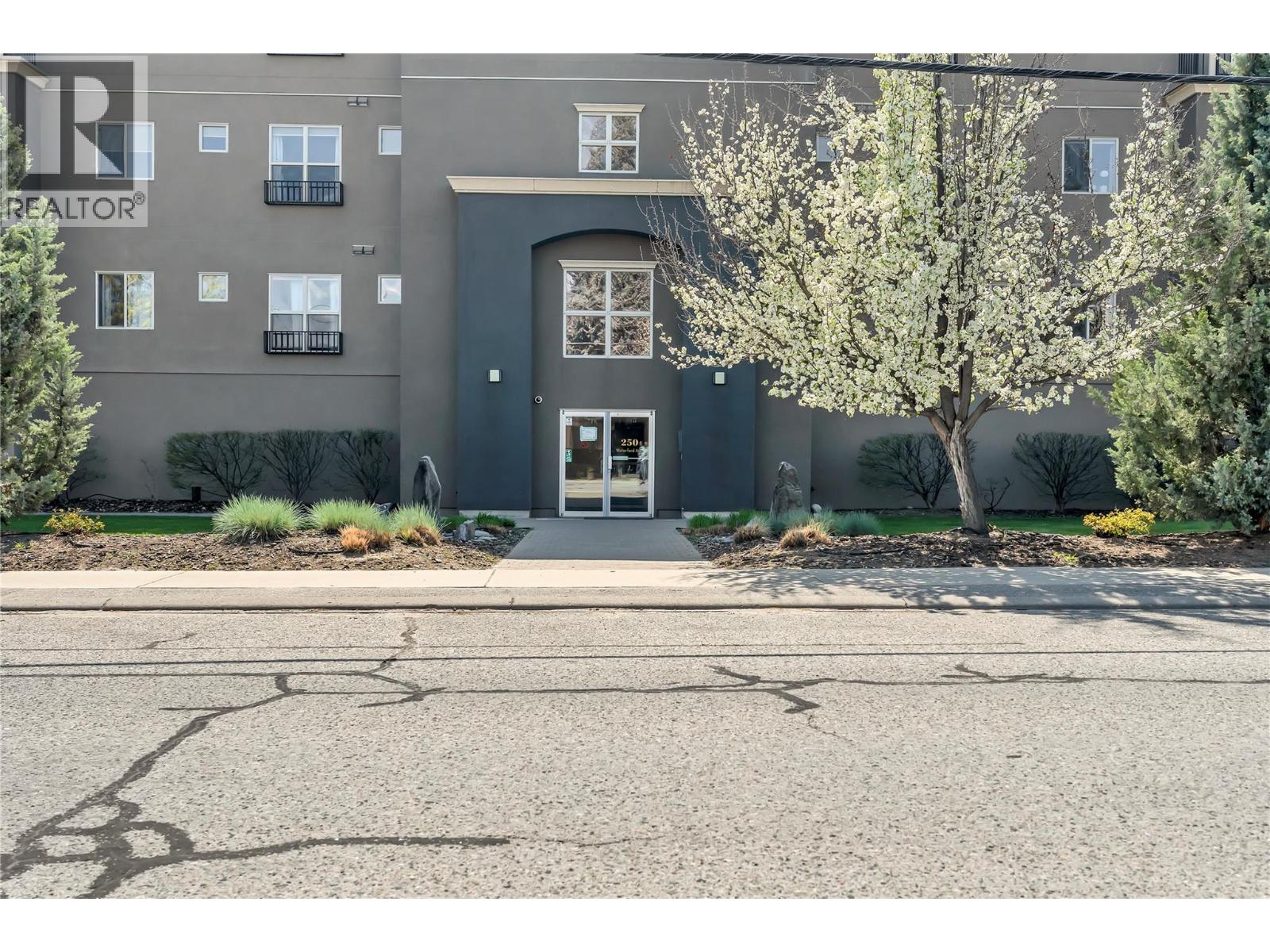 Picture for Unit #302, 250 Waterford  Avenue https://www.cirrealty.ca/reb/bc/7/10366957_25.jpg