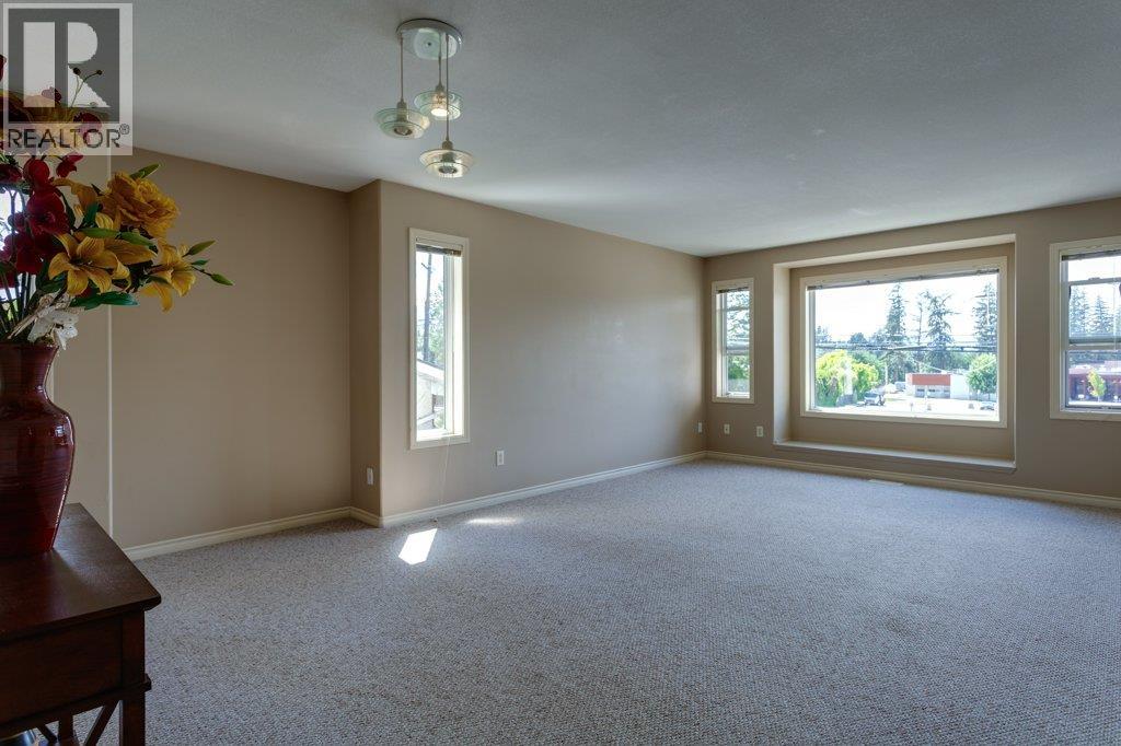 Picture for 4541 Gordon  Drive https://www.cirrealty.ca/reb/bc/7/10367277_19.jpg