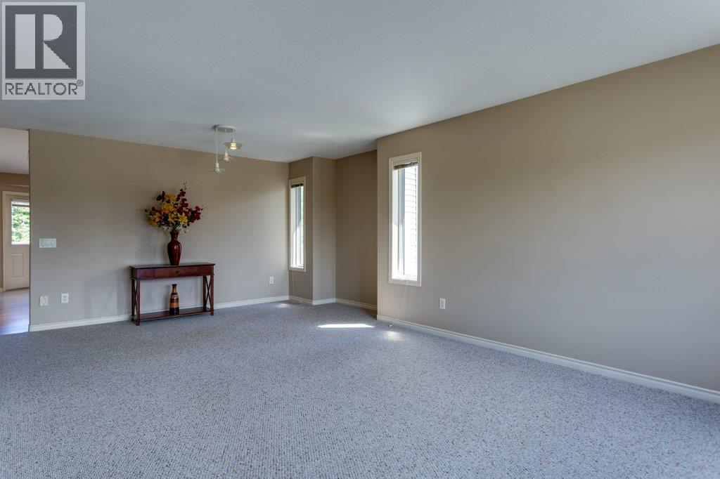 Picture for 4541 Gordon  Drive https://www.cirrealty.ca/reb/bc/7/10367277_24.jpg