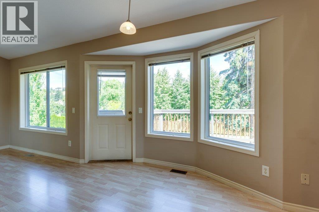 Picture for 4541 Gordon  Drive https://www.cirrealty.ca/reb/bc/7/10367277_32.jpg