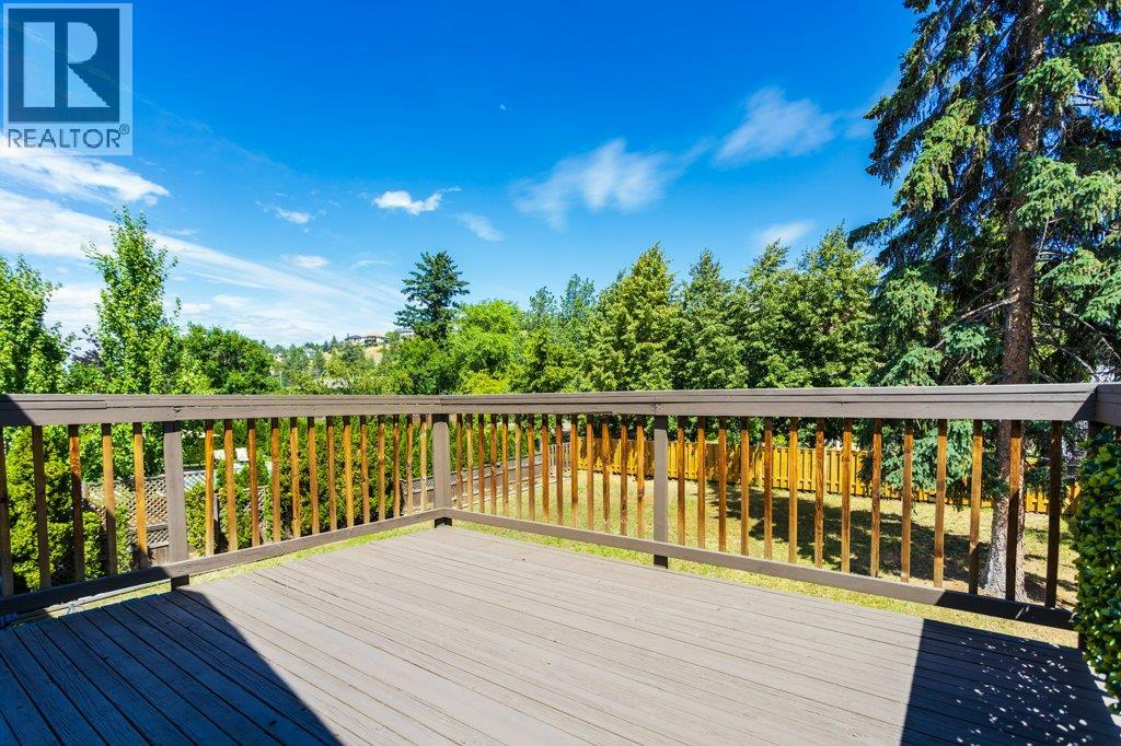 Picture for 4541 Gordon  Drive https://www.cirrealty.ca/reb/bc/7/10367277_38.jpg