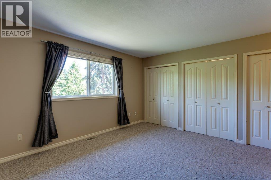 Picture for 4541 Gordon  Drive https://www.cirrealty.ca/reb/bc/7/10367277_42.jpg