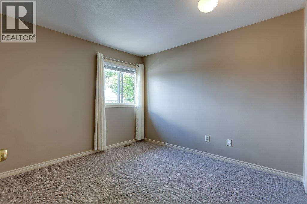 Picture for 4541 Gordon  Drive https://www.cirrealty.ca/reb/bc/7/10367277_48.jpg