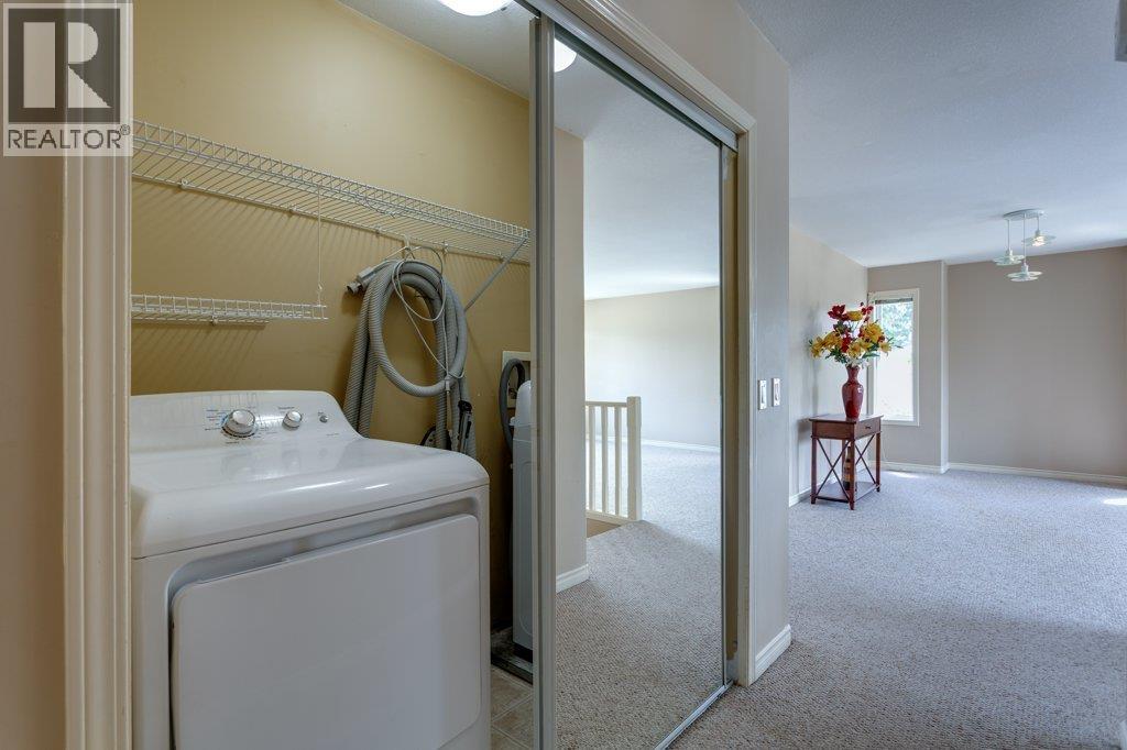 Picture for 4541 Gordon  Drive https://www.cirrealty.ca/reb/bc/7/10367277_51.jpg