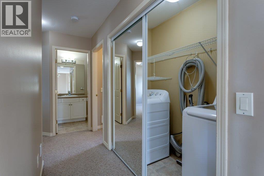 Picture for 4541 Gordon  Drive https://www.cirrealty.ca/reb/bc/7/10367277_52.jpg