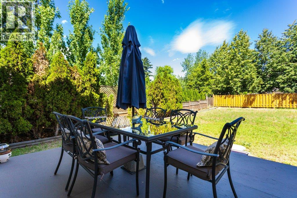 Picture for 4541 Gordon  Drive https://www.cirrealty.ca/reb/bc/7/10367277_53.jpg